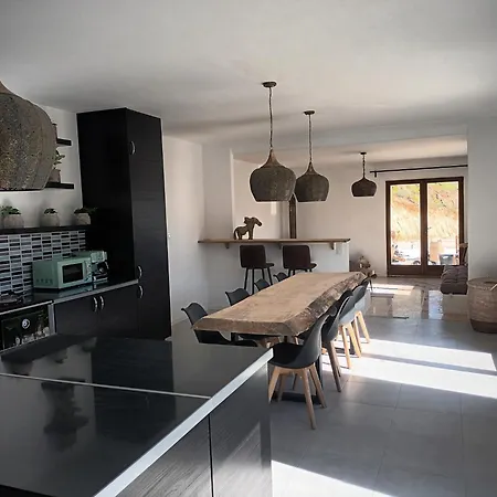 Casa Laguna * Iznajar